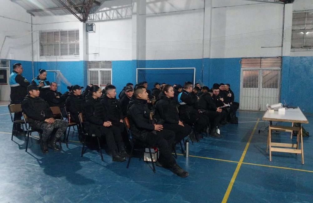 POLICIA CAPACITACION