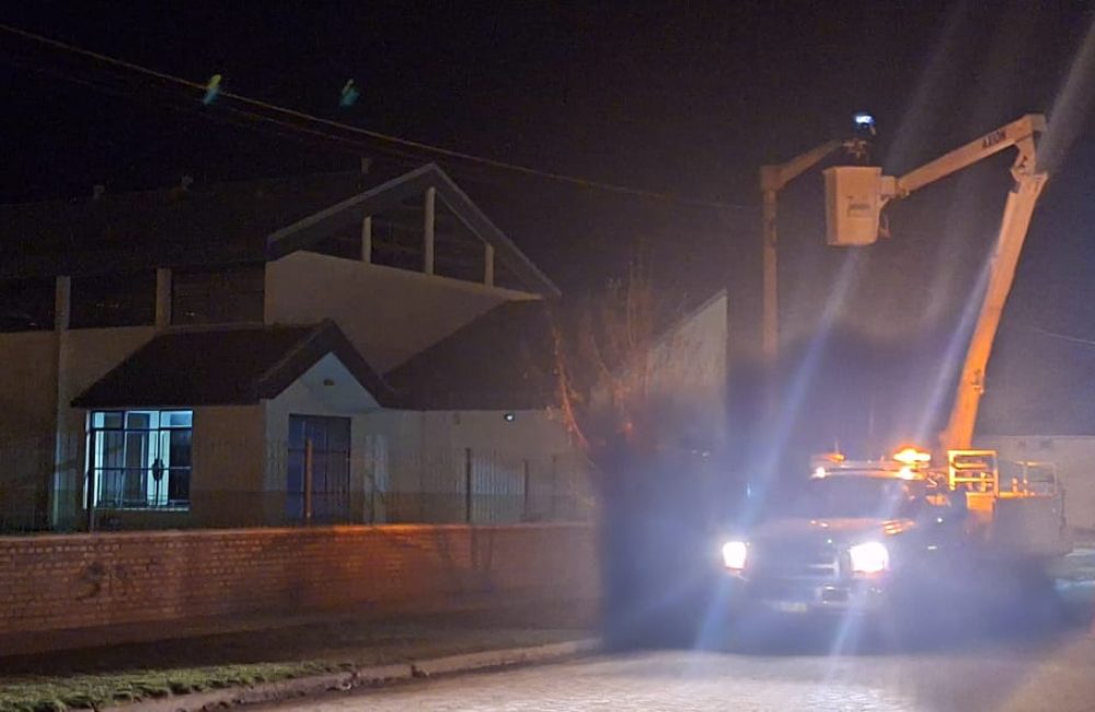 alumbrado trevelin 1