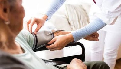 atencion medica en adultos mayores