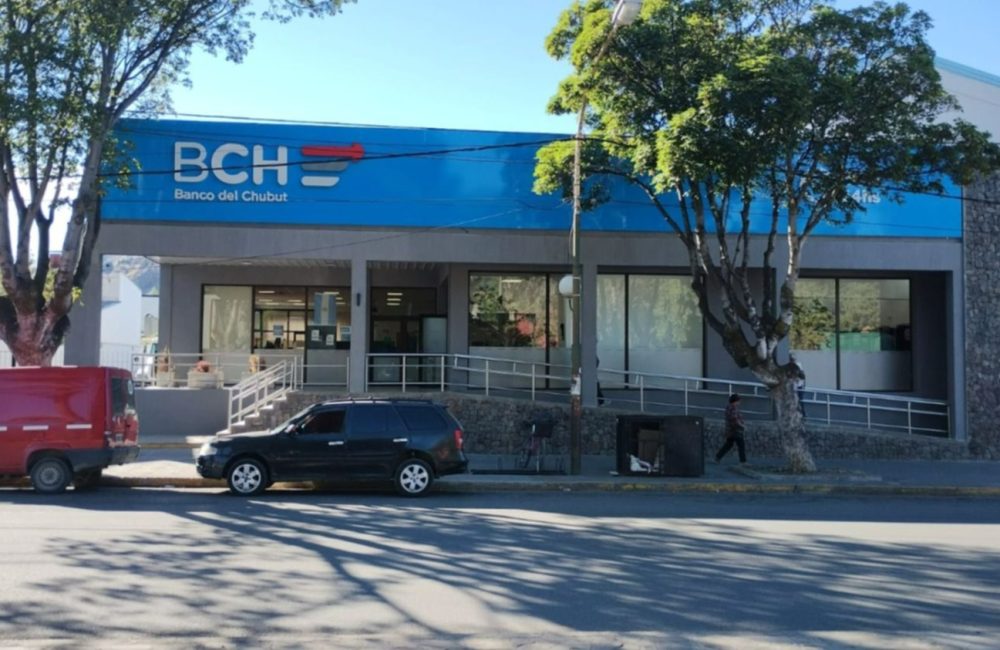 banco chubut esquel