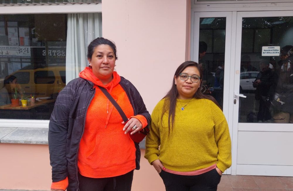 claudia y ana reclamo horas
