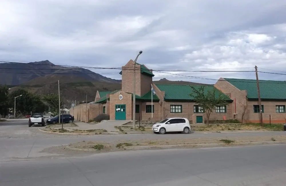 comisaria segunda esquel