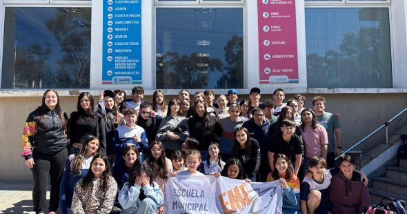 escula municipal de natacion