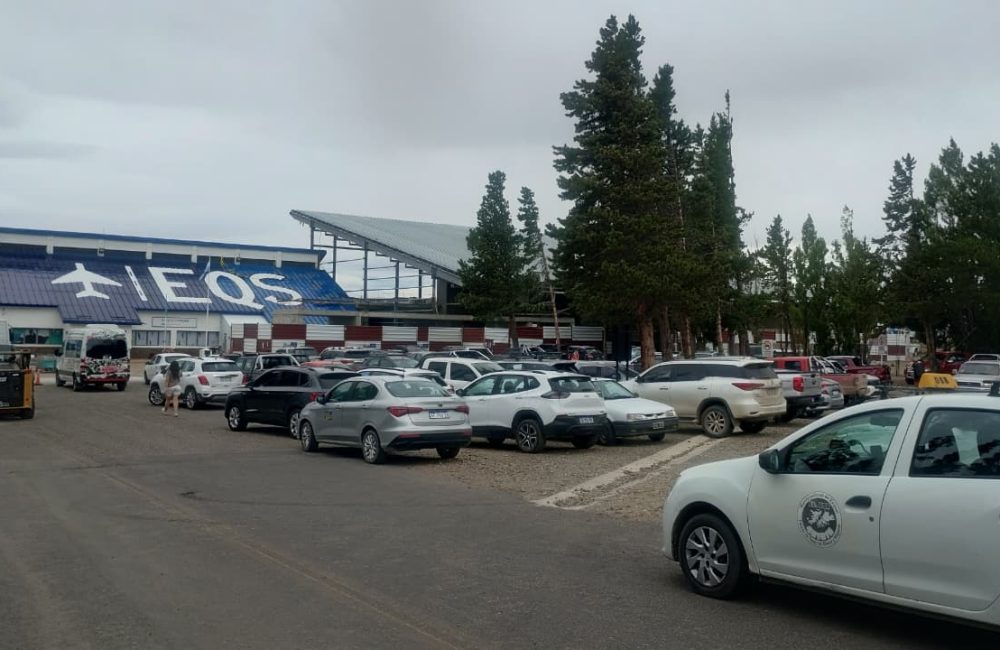 estacionamiento aeropuerto esquel 1