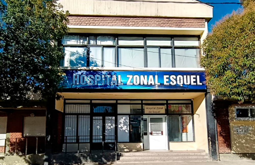 hospital esquel portada