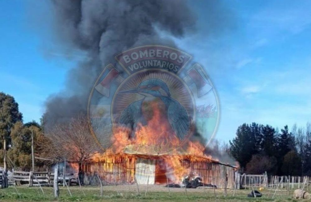 incendio galpon trevelin 7