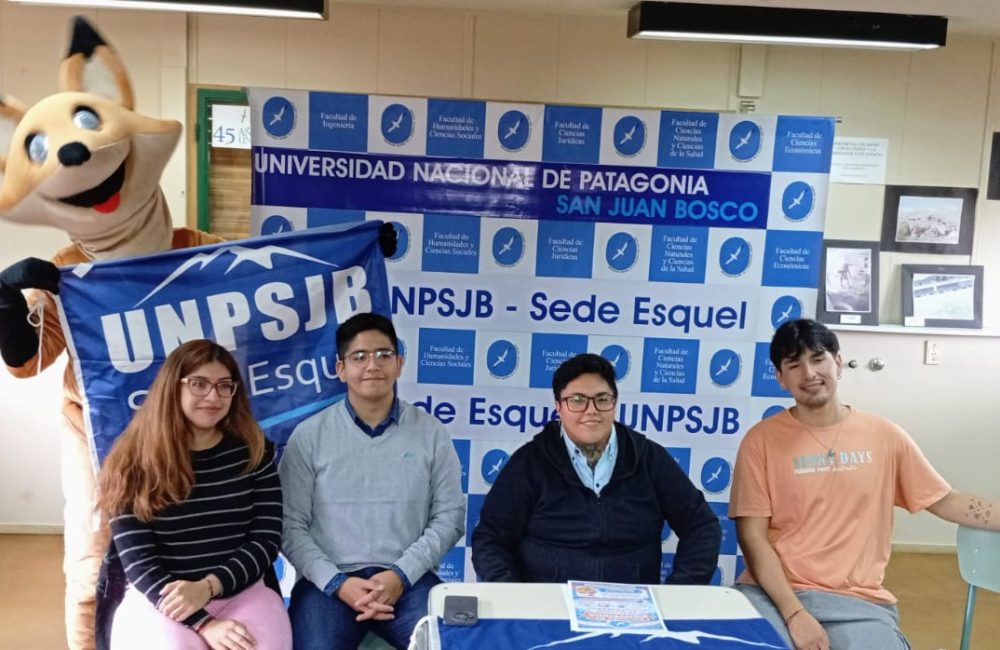 la uni te da la bienvenida