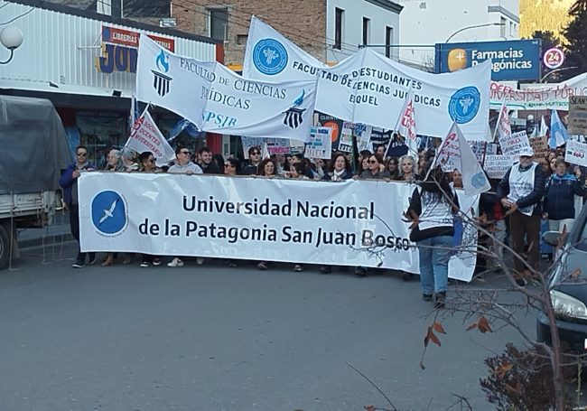 marcha uni 5