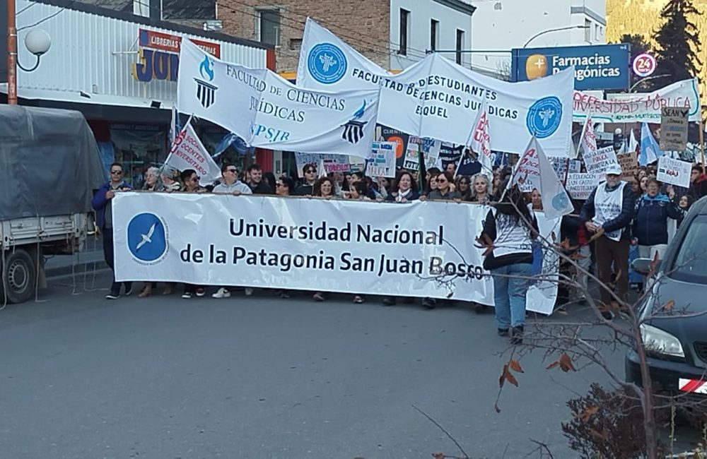 marcha uni 5