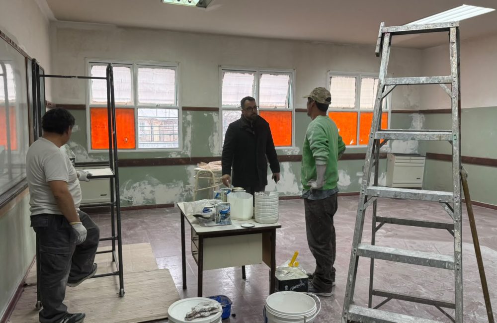 pintura escuela 200