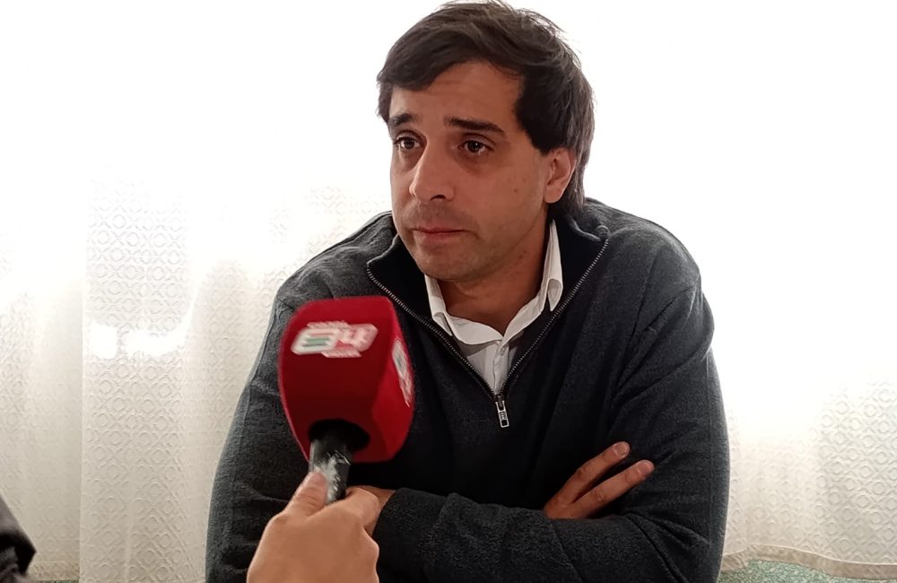 rafael crea de blanco