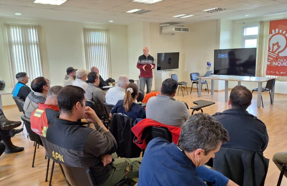 reunion incendios trevelin