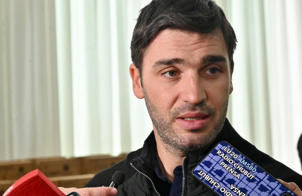 torres en la cordillera