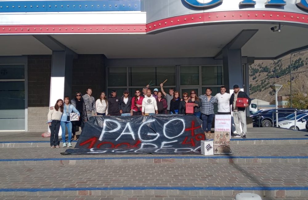 trabajadores casino 13 de abril