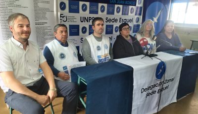 universiad 15 de octubre marcha